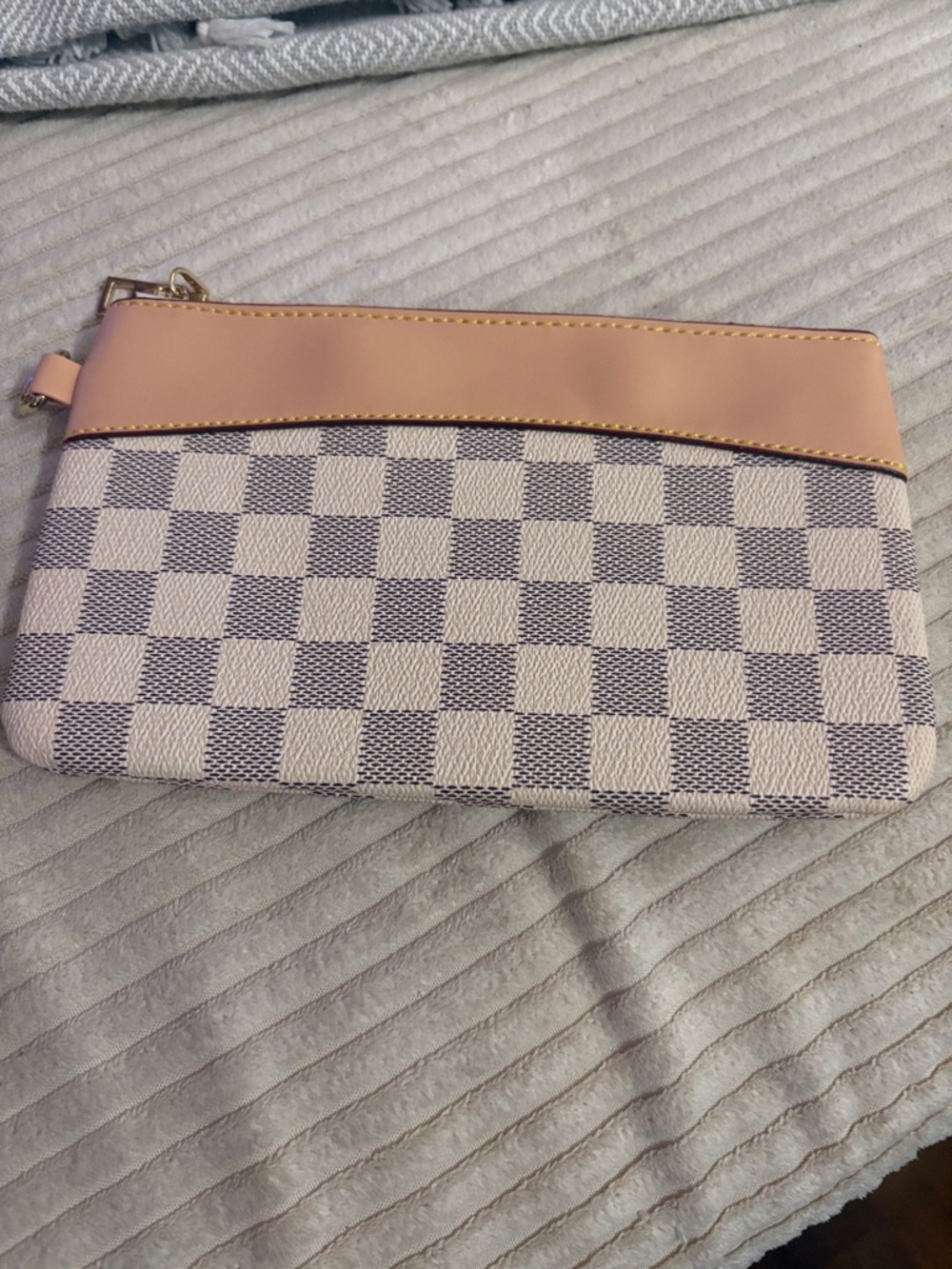 Beige and Brown Checkered zipper pouch - Picture 2 of 3